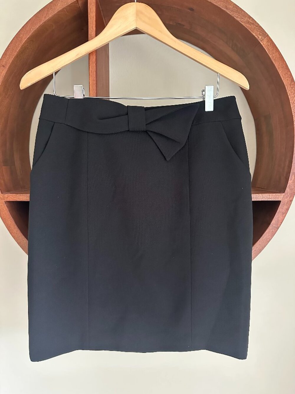 Anne Klein Black Bow Pencil Skirt Lined Size 6